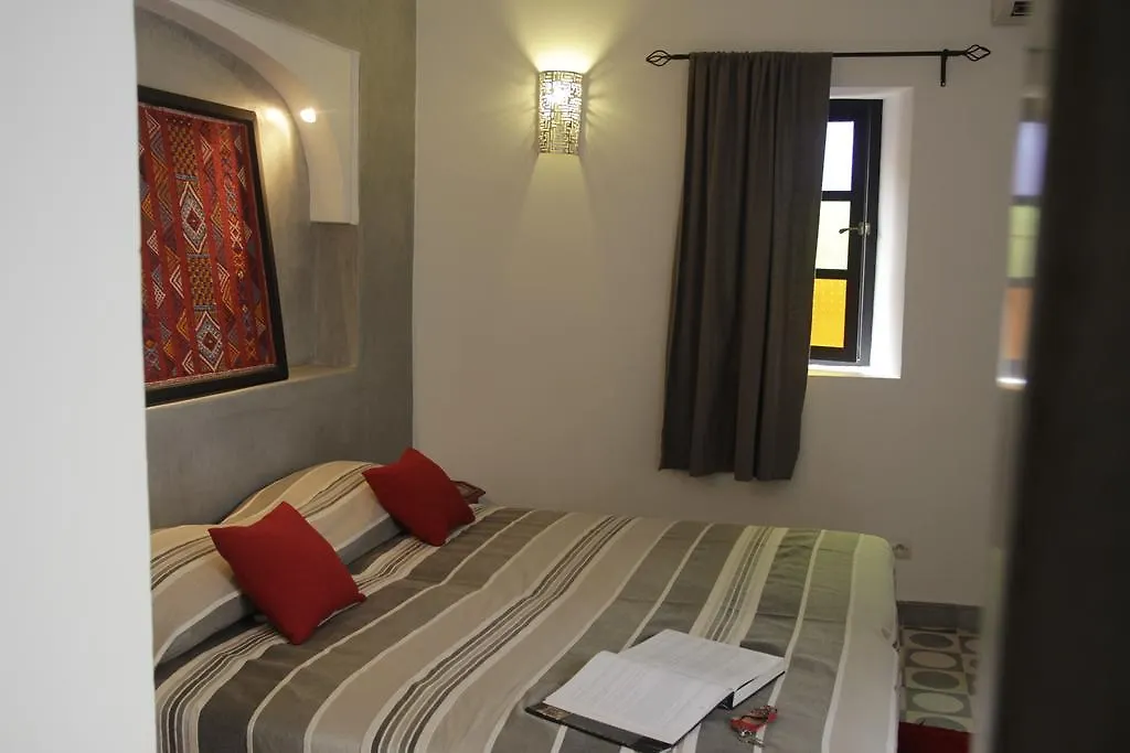 *** Pensión Riad Miliana Marrakesh Marruecos
